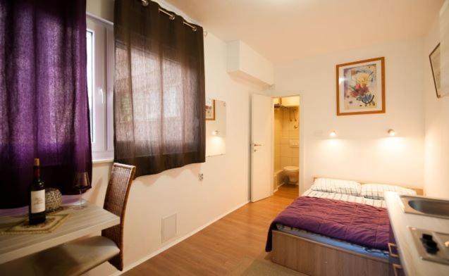 Centar 2 Private Room With Ensuite And Kitchenette Split Extérieur photo