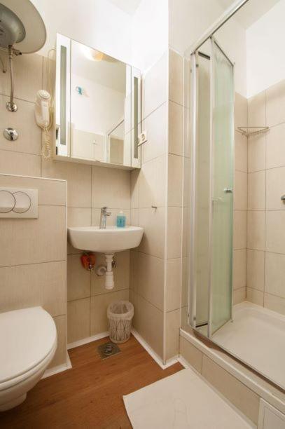 Centar 2 Private Room With Ensuite And Kitchenette Split Extérieur photo